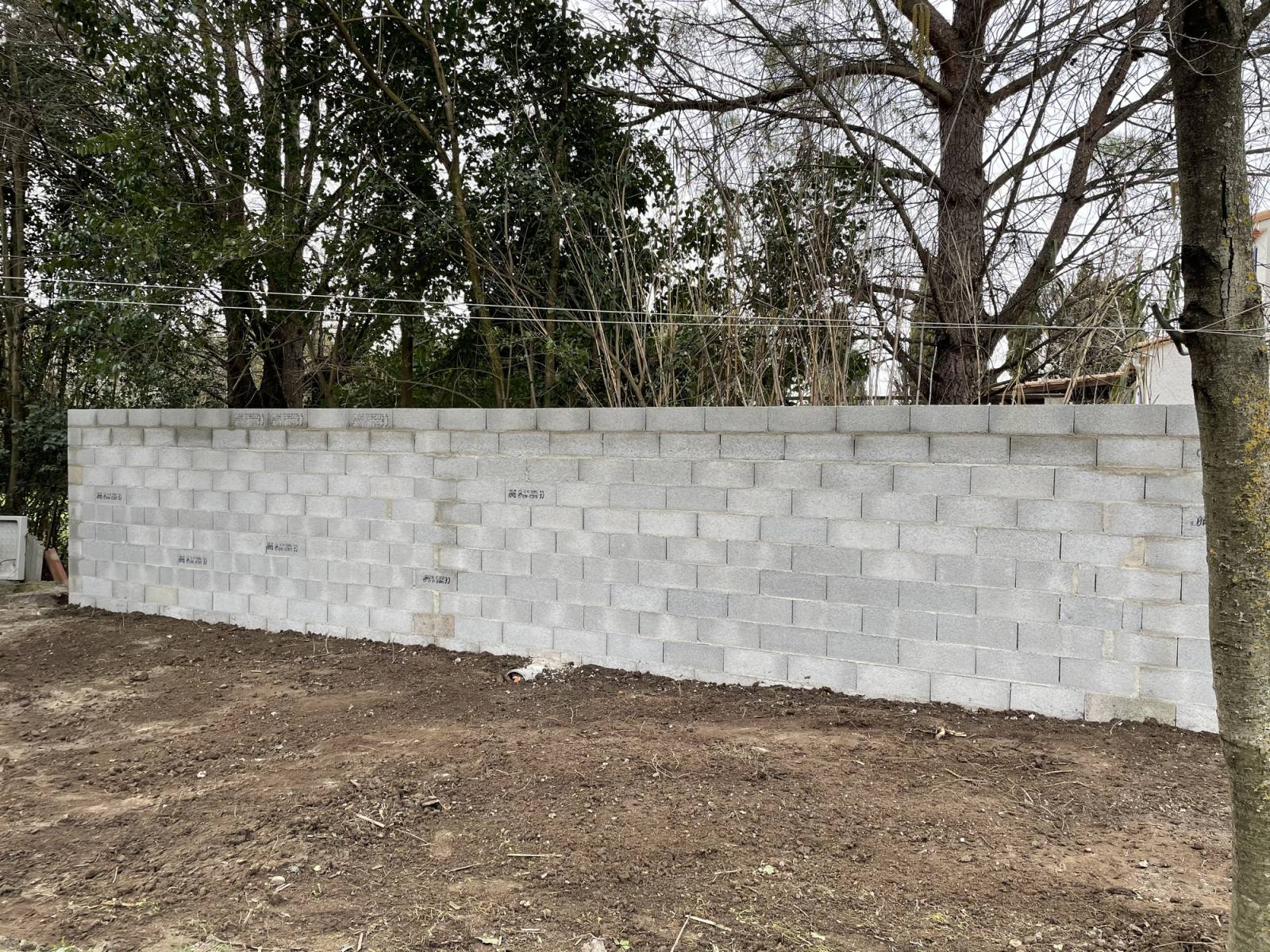 Elévation mur de clôture