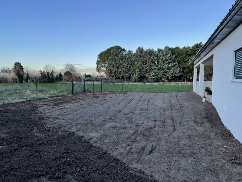 Mise en place terre végétale avec compactage